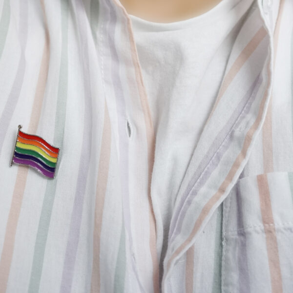 Pride PIN Anstecker Emaille - Rainbow Flagge LGBT – Bild 3