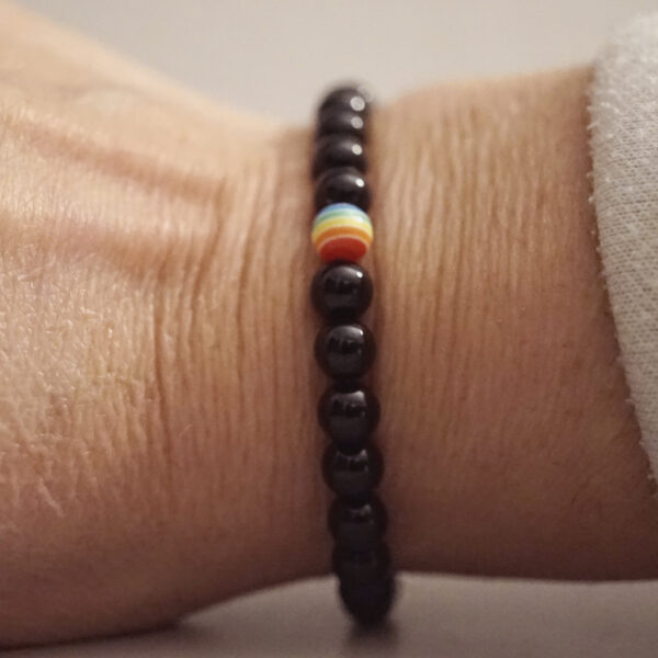 Onyx Edelstein Armband mit Rainbow Perle LGBTQ – Bild 2